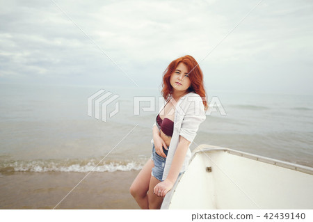 pretty girl in a beach pretty girl in a beach 42439140