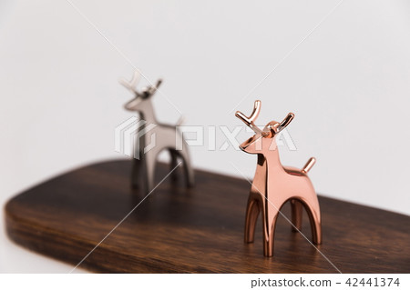 Gold Silver Deer Couple Statue 42441374