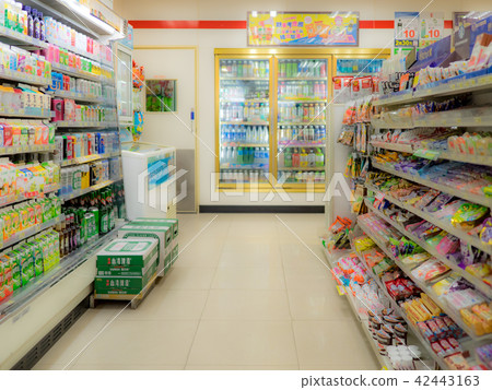Blur supermarket interior for background Blur supermarket interior for background 42443163