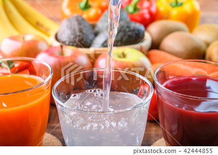 Vegetable juice  42444855