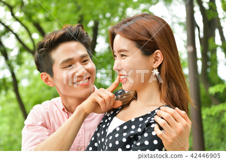 Looking Couple, Lovers, Dating Looking Couple, Lovers, Dating 42446905