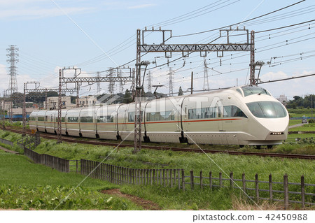 小田急50000型列車 42450988
