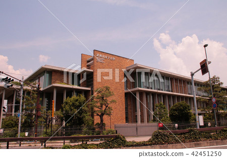 Mukogawa Women's University Mukogawa Women's University 42451250