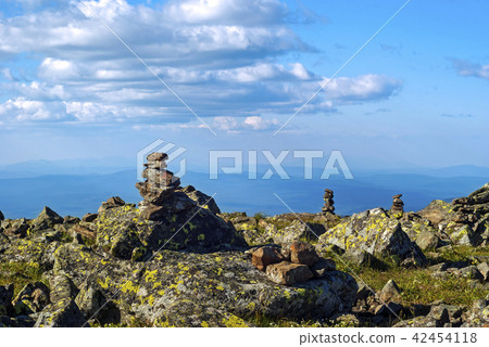 stone pyramids on a mountain plateau stone pyramids on a mountain plateau 42454118