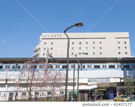 JR Koenji Station and Station Building (South Exit) JR Koenji Station and Station Building (South Exit) 42457177