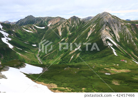 北阿爾卑斯山風景從Sanmata Renhakadake山頂黑部源路線Mt. Kurokidake，Washiridake Unnohei Grand Oka 42457466