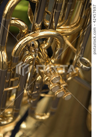 Tuba 42457697