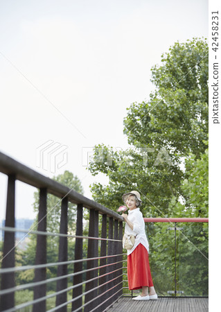 Life, woman, old man, Korean Life, woman, old man, Korean 42458231