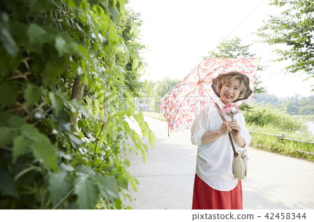 Life, woman, old man, Korean Life, woman, old man, Korean 42458344