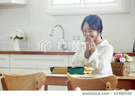 單身生活送食物披薩 單身生活送食物披薩 42460566