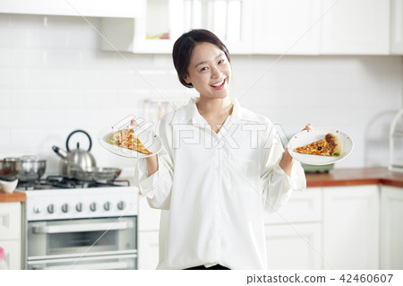Single-life delivery food pizza Single-life delivery food pizza 42460607