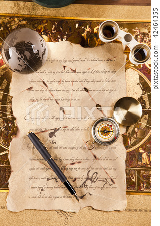 Golden Compass, navigation equipment Golden Compass, navigation equipment 42464355