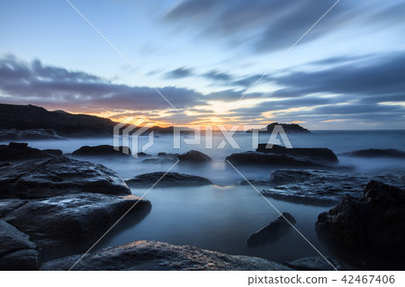 Amazing beach sunset Amazing beach sunset 42467406