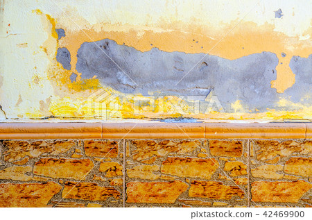 Traditional ornamental Spanish decorative tiles 42469900