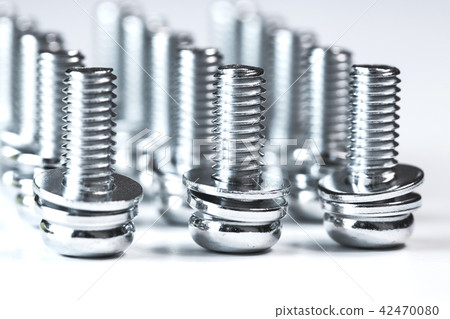 Screws, bolts Screws, bolts 42470080