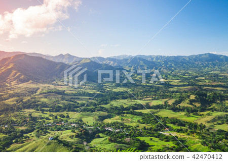 Montana Redonda landscape in sunny day Montana Redonda landscape in sunny day 42470412