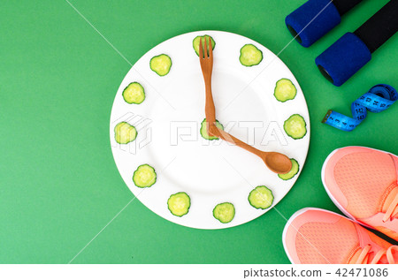 Healthy eating with workout and fitness dieting , weight loss concept 42471086