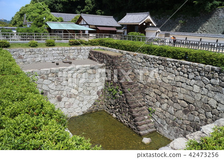 松山城Ninomaru歷史遺址Oi井莊園在花園裡 42473256
