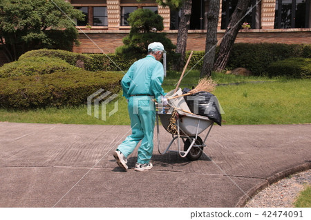 銀人力資源中心 42474091