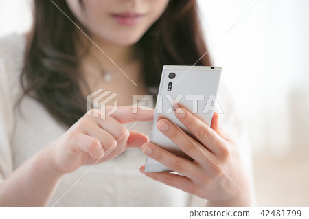 智能手機女 智能手機女 42481799