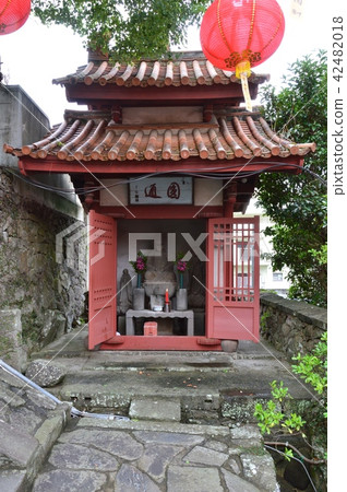 Kannondo along the approach road (Sofukuji / Nagasaki-shi blacksmith town in Nagasaki prefecture) 42482018