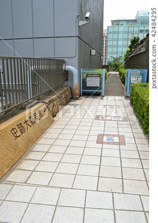 大森Kaizuka（大田區一側）在紀念碑的入口附近 42484295