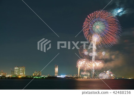 Makuhari Beach Fireworks Bifesta, Chiba Prefecture Makuhari Beach Fireworks Bifesta, Chiba Prefecture 42488156