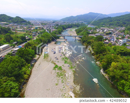"Furusunobashi" I looked up from the sky ~ Aerial shooting with a drone (Nagami Town of Chichibu-cho, Saitama Prefecture, Shimono-cho Shinano Town) 42489032