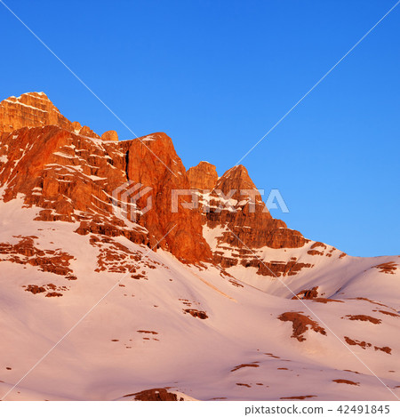 Sunrise in mountains Sunrise in mountains 42491845