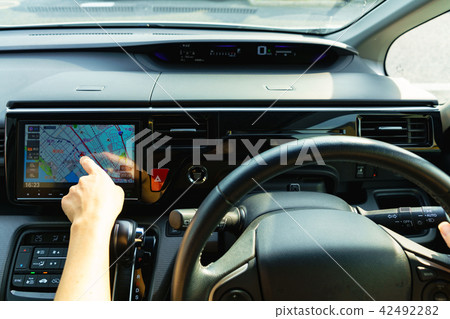 Driver's seat and car navigation system 42492282