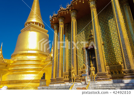 Placey Thana Chedi Pramondop 42492810