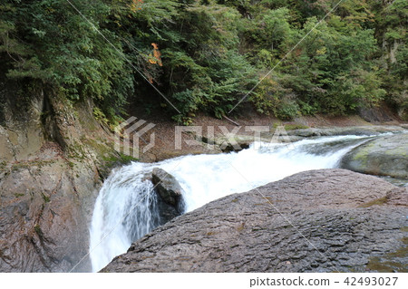 Fukiwari Falls in Gunma Prefecture Fukiwari Falls in Gunma Prefecture 42493027