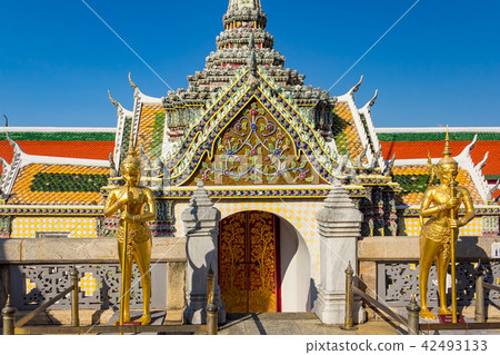 Emerald Temple Kinnaree 42493133