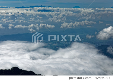 從北阿爾卑斯山·Ogatake看到的富士山和八嶽山 從北阿爾卑斯山·Ogatake看到的富士山和八嶽山 42493927