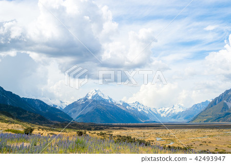 Aoraki's Rubinus 42493947