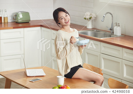 Single Life Start of the Day Healthy Single Life Start of the Day Healthy 42498038