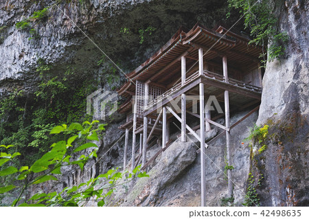 [國寶] Santokokusan Sanbutsuji寺（Sanbutsu寺）入門堂（棗園奧金院） 42498635