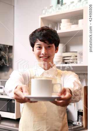 Cafe clerk men Cafe clerk men 42498806