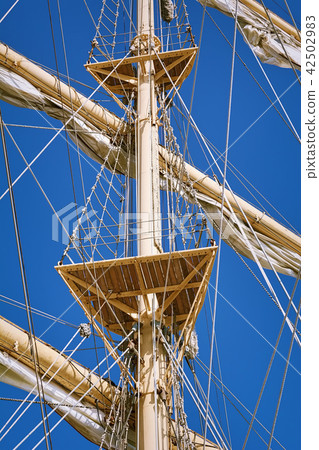 Mast of Sailboats 42502983