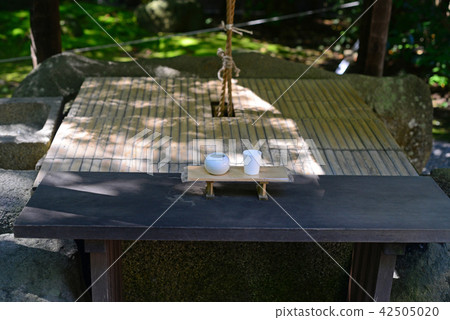 Well of Nomiya Shrine Well of Nomiya Shrine 42505020