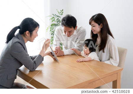 考慮一下寶寶的保險 42510028