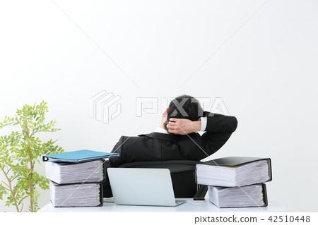 商人超時辦公室 42510448
