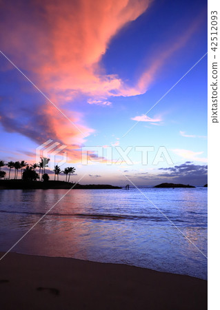 Dusk of Ko Olina Beach 42512093