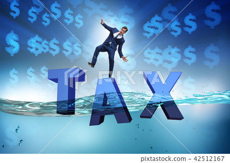 Businessman having problems with paying taxes 42512167