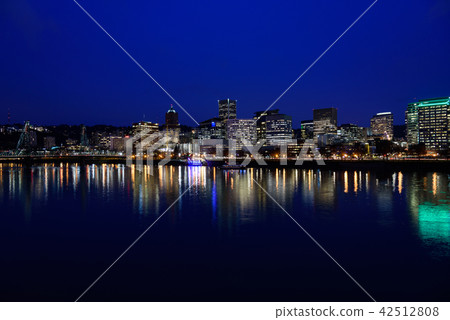 Downtown night view of Portland, USA · Downtown night view of Portland, USA · 42512808
