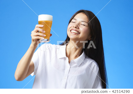 A beer toast A beer toast 42514290