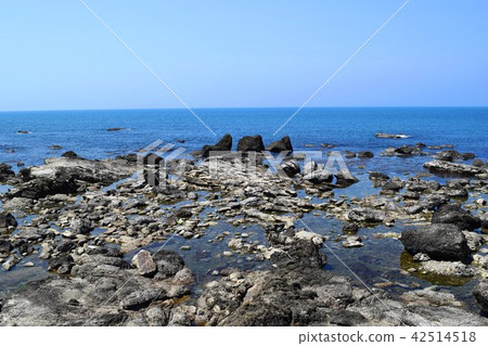 Yunohama Coast (Tsuruoka City, Yamagata Prefecture) Yunohama Coast (Tsuruoka City, Yamagata Prefecture) 42514518