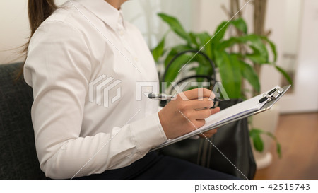 questionnaire, survey, an entry 42515743