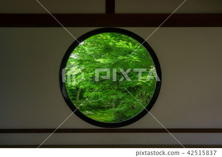 Kyoto Genkoan enlightenment window summer 42515837