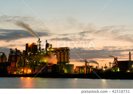 Dusk of Kitakyushu Industrial Area Dusk of Kitakyushu Industrial Area 42518731
